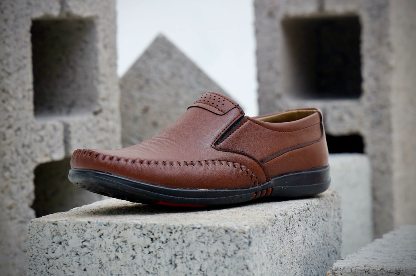 Men's joblet Leather Shoes - Brown Color.